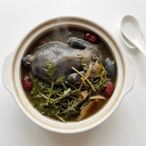 Gà ác hầm ngải cứu