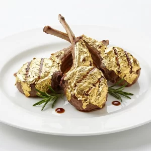 Sườn cừu nướng dát vàng