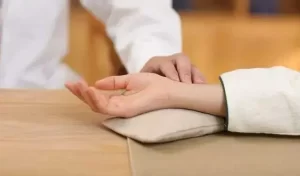 chi-phi-kham-chua-benh